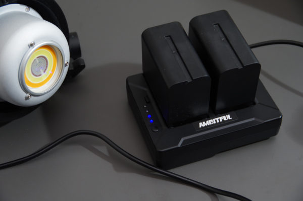 AMBITFUL FL80 RGBという格安LEDライトをレビューと感想