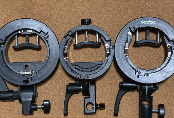 Godox S3 ブラケット 比較 S2/S